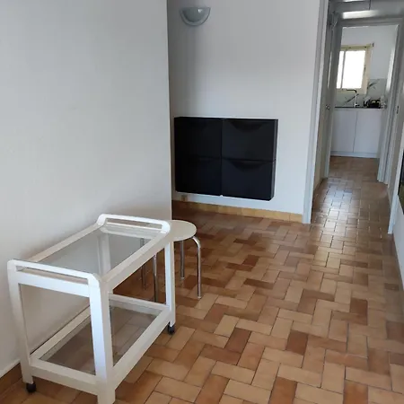 Le Lavandou, 2 Pieces, 4 Personnes - Fr-1-677-35 Apartment *