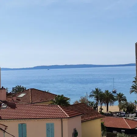 Apartment Le Lavandou, 2 Pieces, 4 Personnes - Fr-1-677-35 *