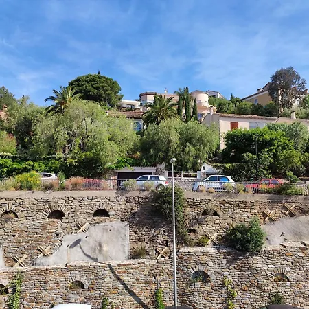 Le Lavandou, 2 Pieces, 4 Personnes - Fr-1-677-35 Le Lavandou